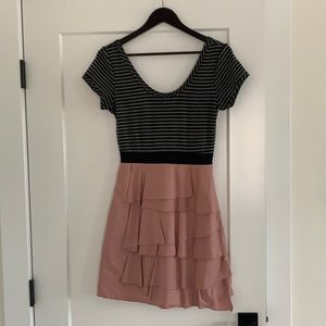 Feminine casual ruffle dress